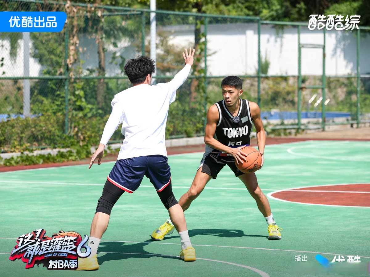 老年篮球爱好者如何练习控卫技巧_2